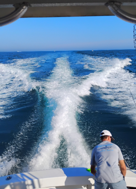 Beautifil rise in from the fishing spots.